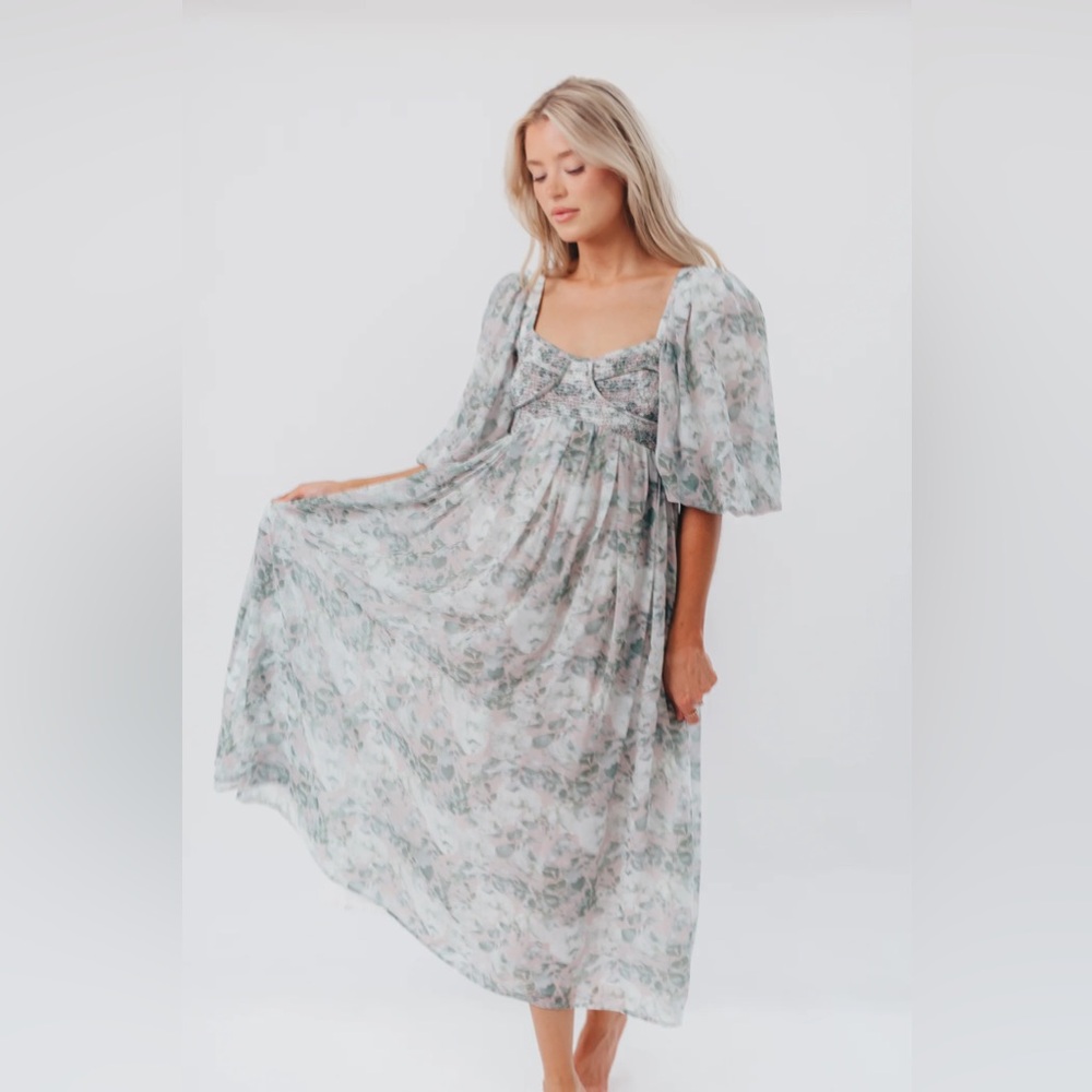 Boho Floral Puff-Sleeve Midi Dress in Sage Floral